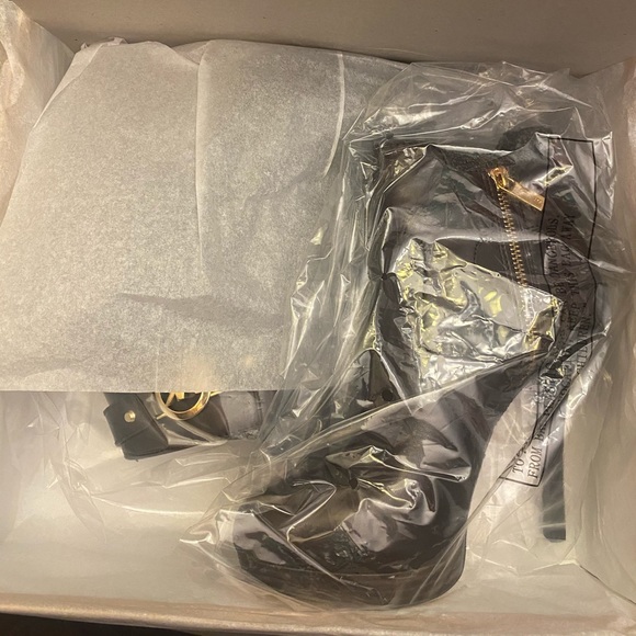 Michael KORS high heel booties - Picture 3 of 10